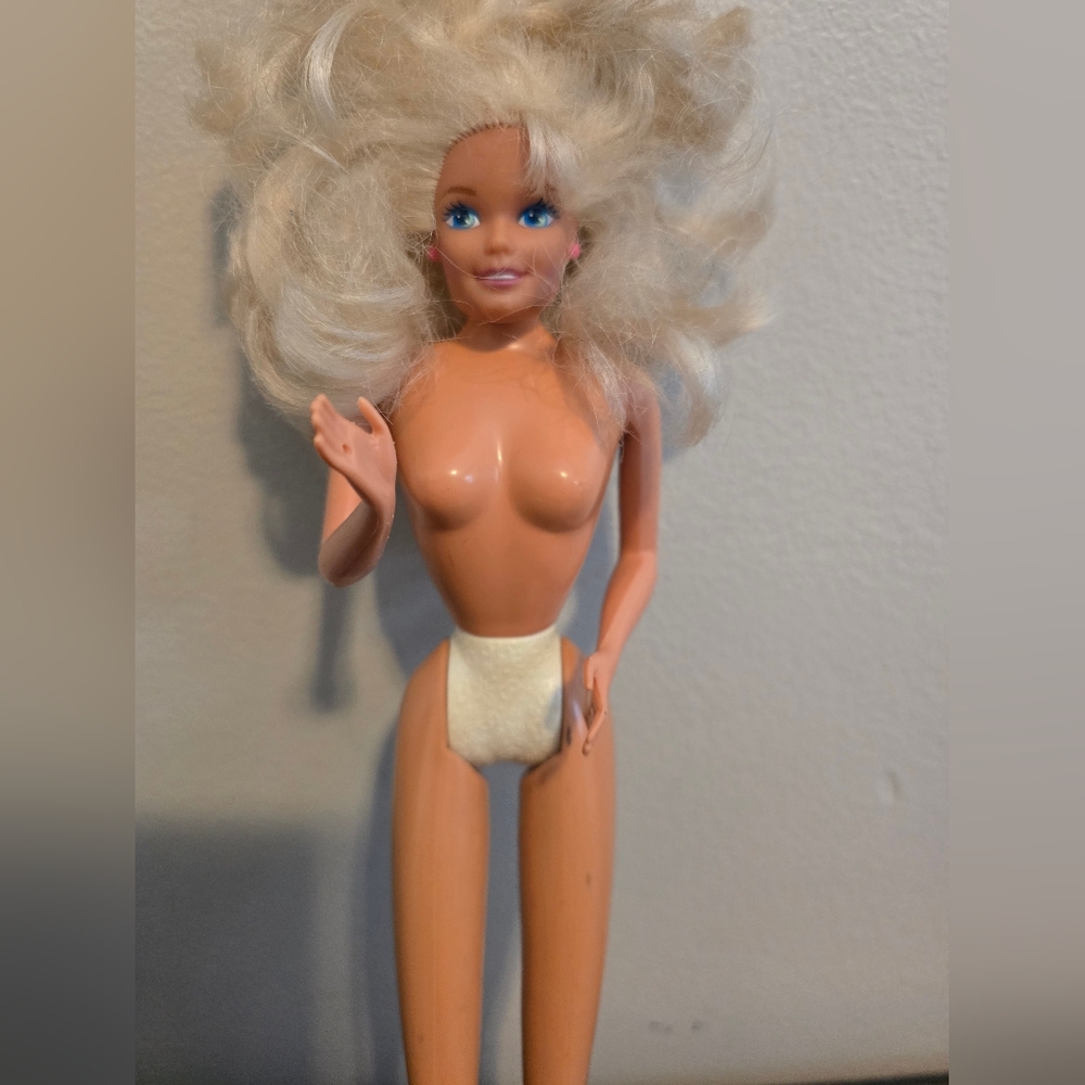 Mattel Inc. 1966 Malaysia Barbie Doll